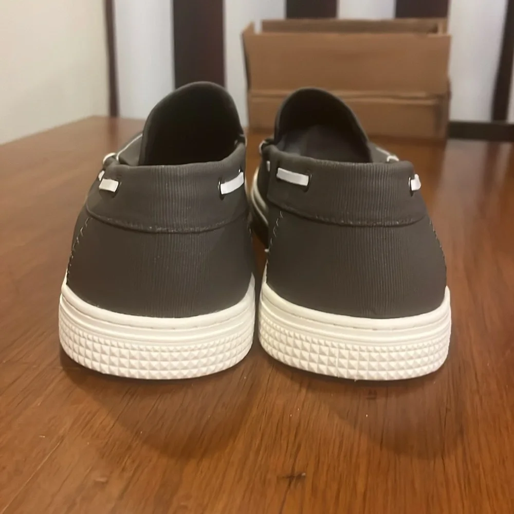 Kenneth Cole Reaction new box
